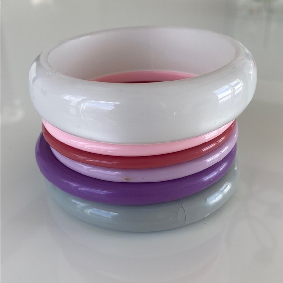 27x vintage plastic rainbow bracelets from 80s & 90s - Picture 5 of 11